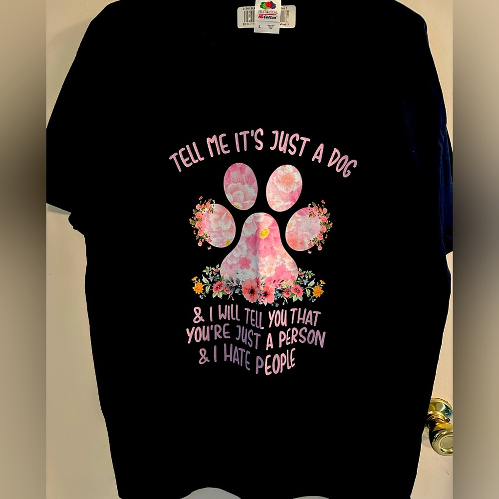 NWOT Large black and pink t-shirt